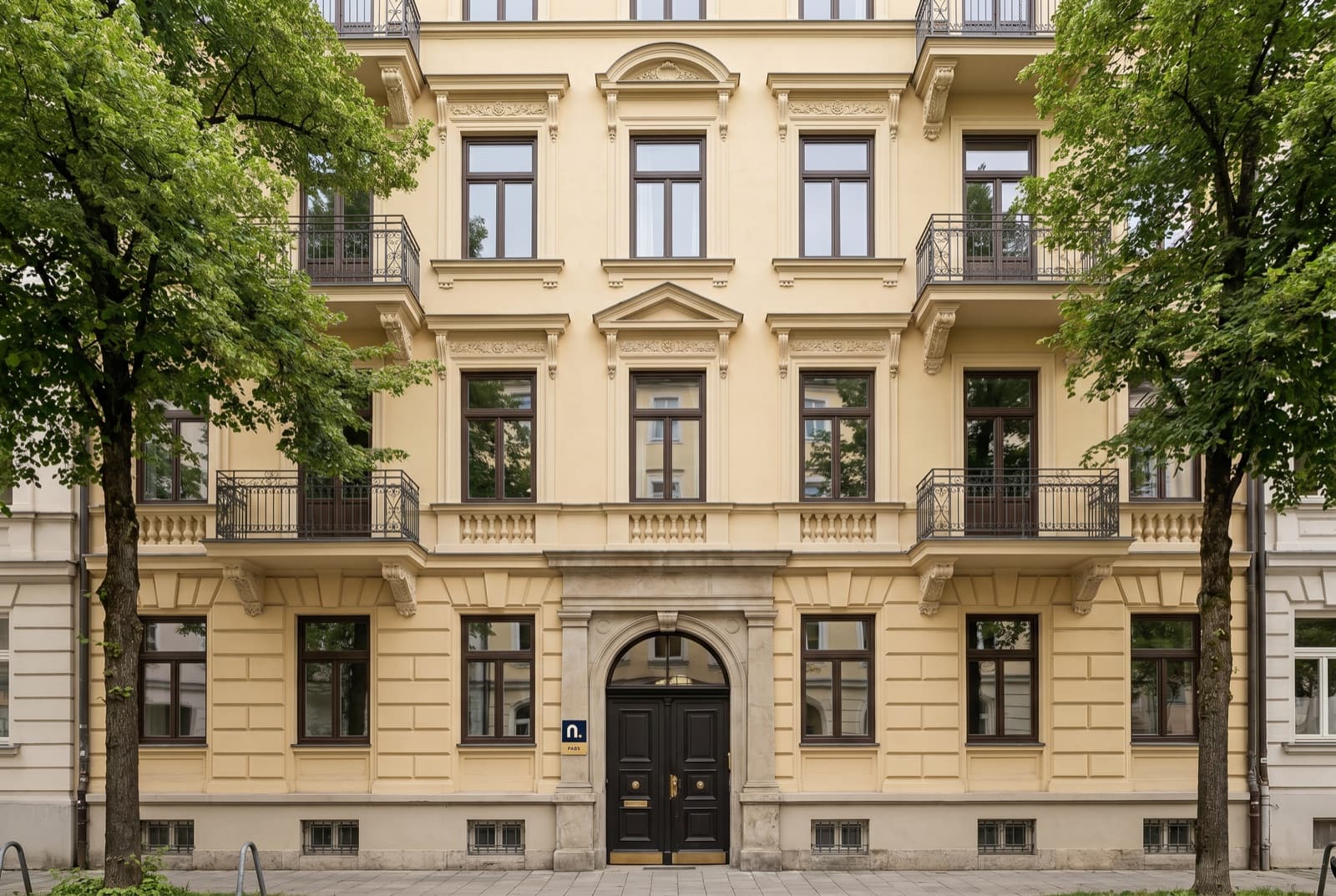 Glockenbach House