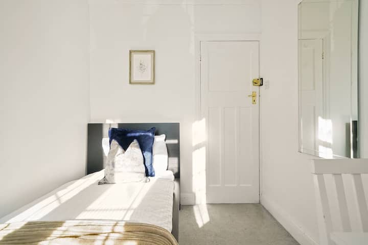 Private single room